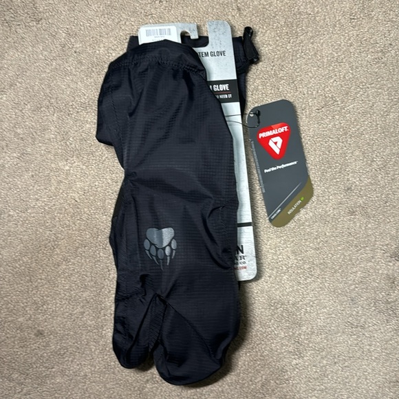 Alaskan HardGear Cold Weather System Gloves by Duluth Trading - Picture 4 of 11